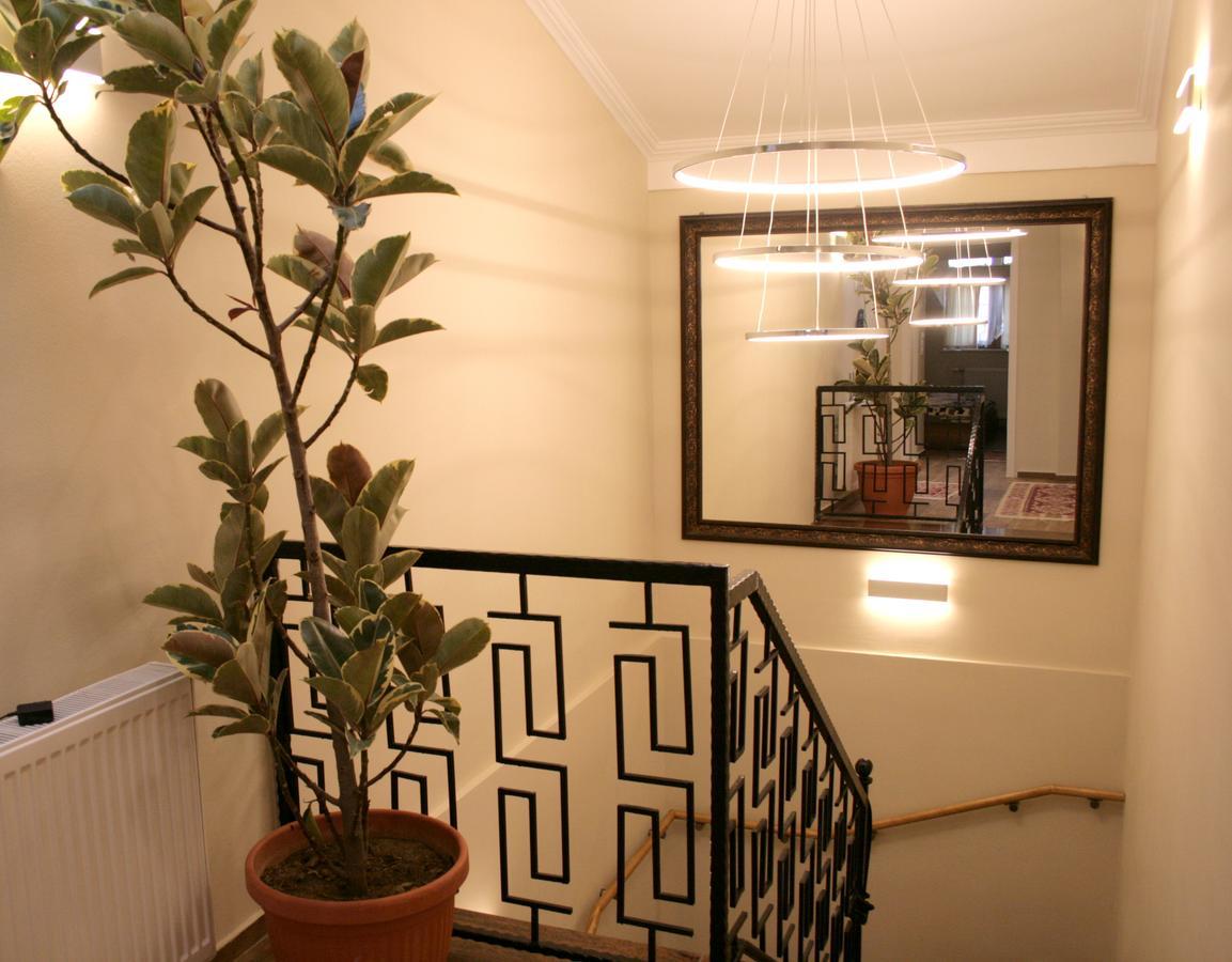 Saray Hotel Prizren Exterior photo