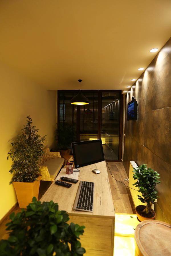 Saray Hotel Prizren Exterior photo