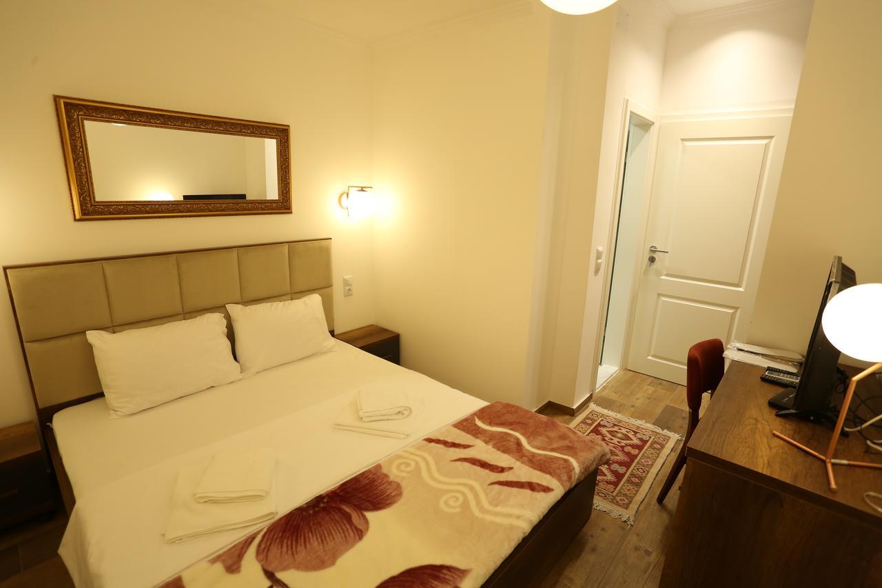 Saray Hotel Prizren Exterior photo