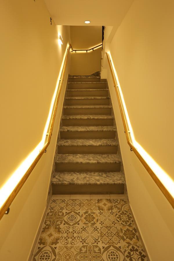 Saray Hotel Prizren Exterior photo