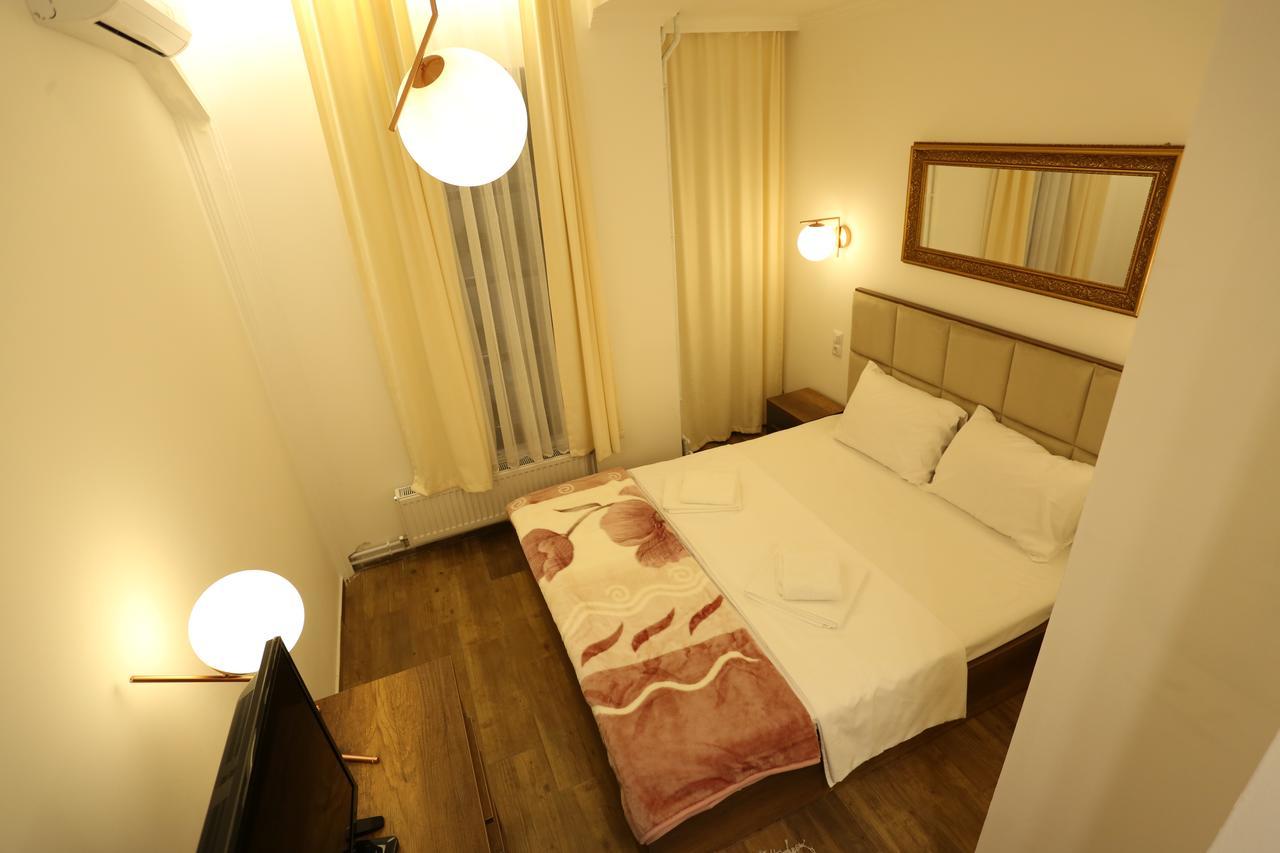 Saray Hotel Prizren Exterior photo