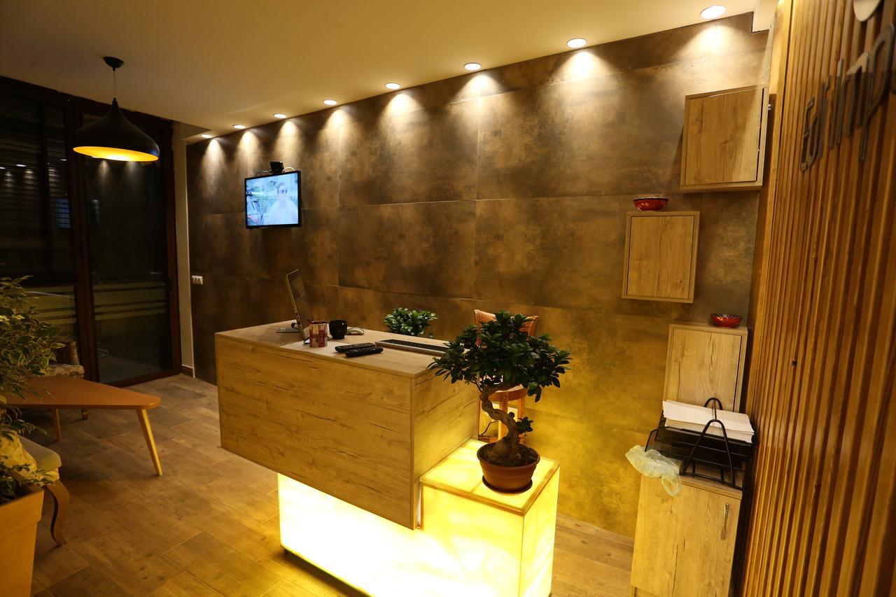 Saray Hotel Prizren Exterior photo