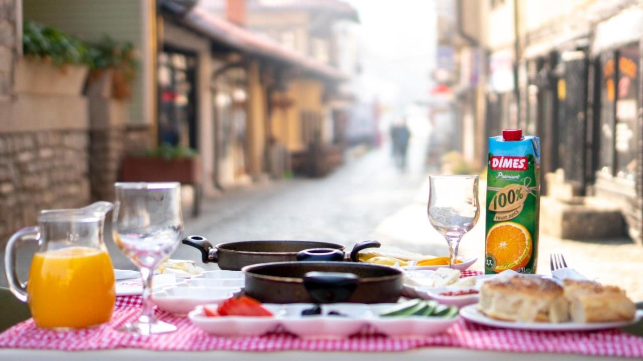 Saray Hotel Prizren Exterior photo
